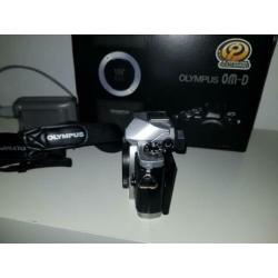 Olympus omd em10 camera body met doos