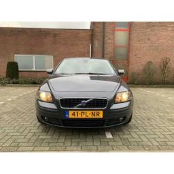 Volvo S40 1.8 Momentum youngtimer met nieuwe koppeling