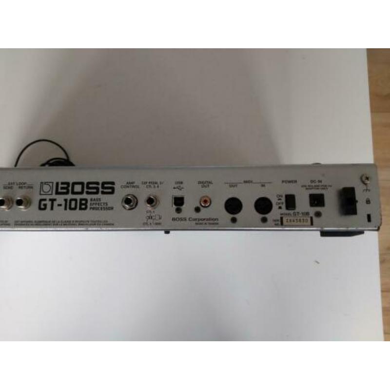 Boss GT-10b bas multieffect