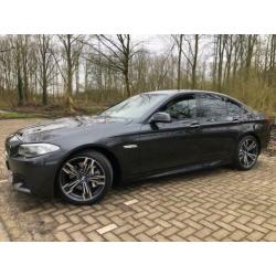 BMW 5-serie 528i High Executive 2012/M-PAKKET/FULL OPTIONS/