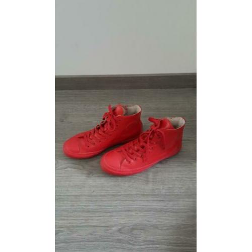 rode converse maat 42
