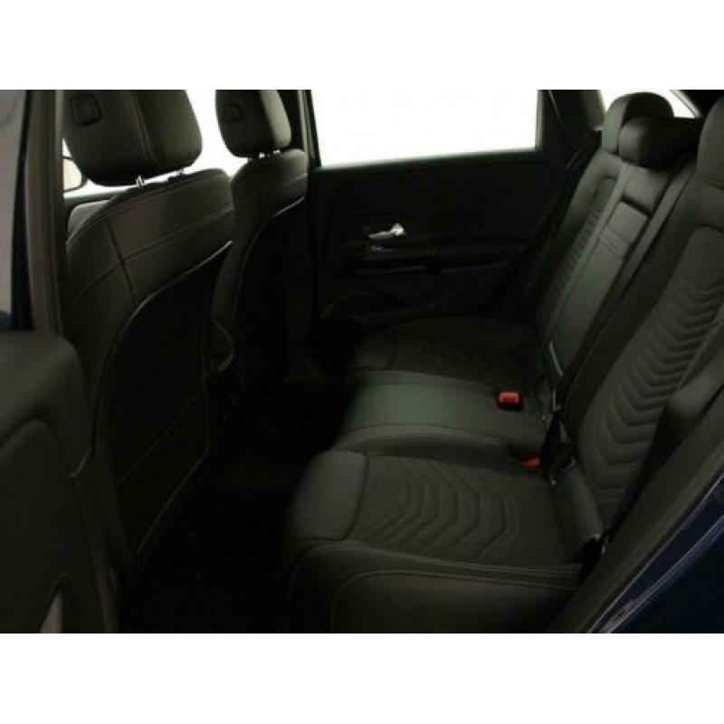 Mercedes-Benz B-Klasse 180 Advantage | Style Plus, Parkeerpa