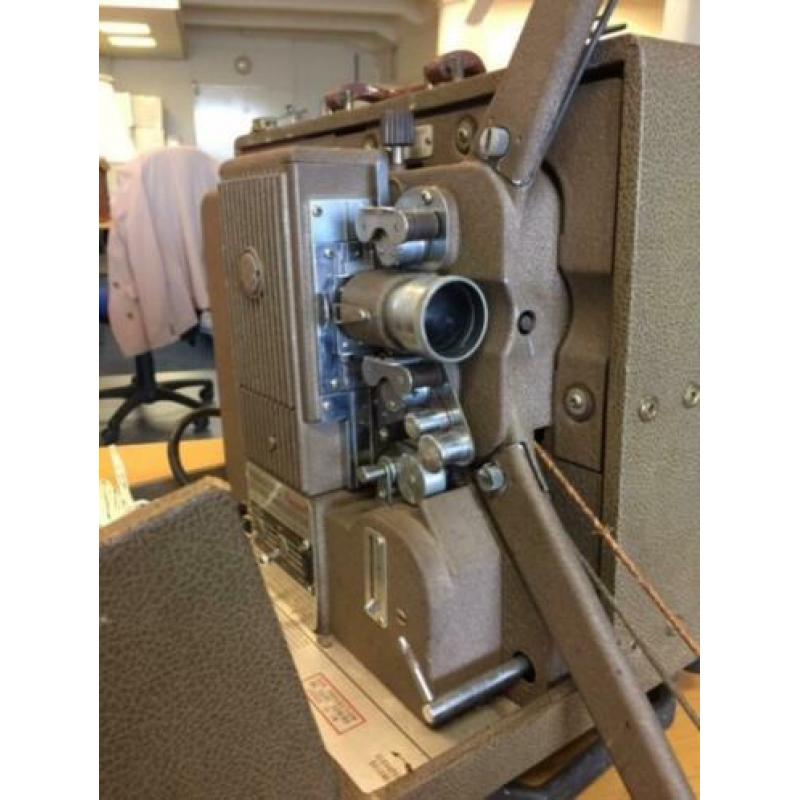 Kodak Kodascope Pageant model av-073