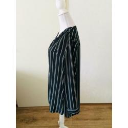 380. Miss Etam Tuniek Zwart ZGAN maat 50