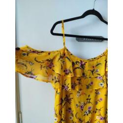 Lange gele off shoulder jurk ZGAN mt 52
