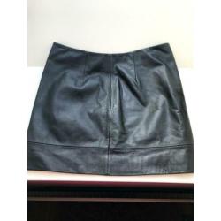 Nikkie by kate moss, rok, leer