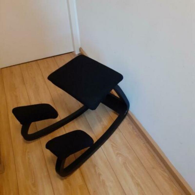 stokke ergonomische kniestoel