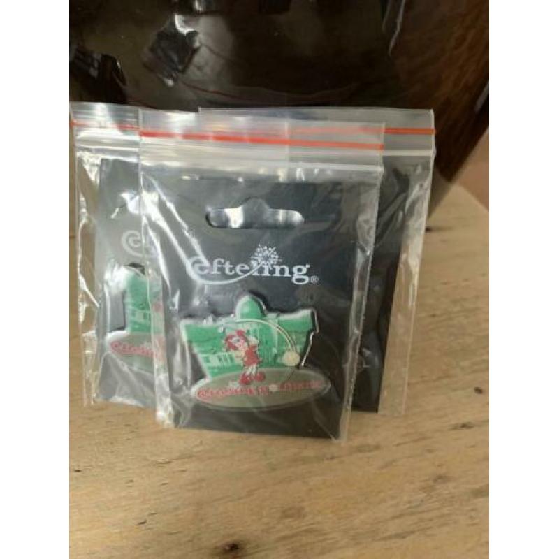 Efteling pins (divers, circa 50 stuks)
