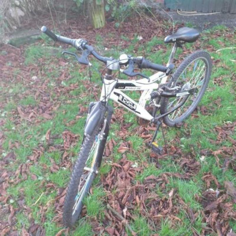 Moutainbike Snake 2cycle 26 inch Wit