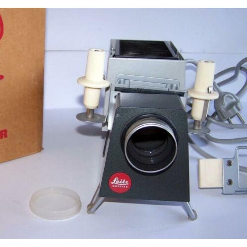 Prachtige vintage Leitz Wetzlar dia/filmmstrook projector.