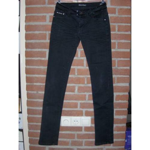 Zwarte Spijkerbroek Rose Player mt 34 (628)