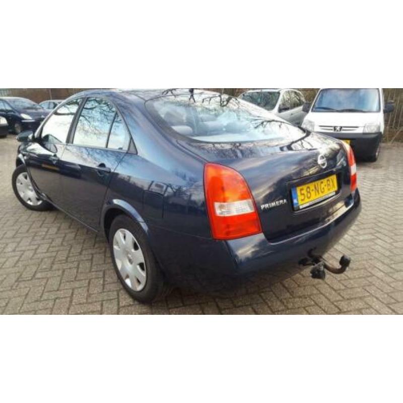 Nissan Primera 1.6 Navigatie full Climate en cruise control-
