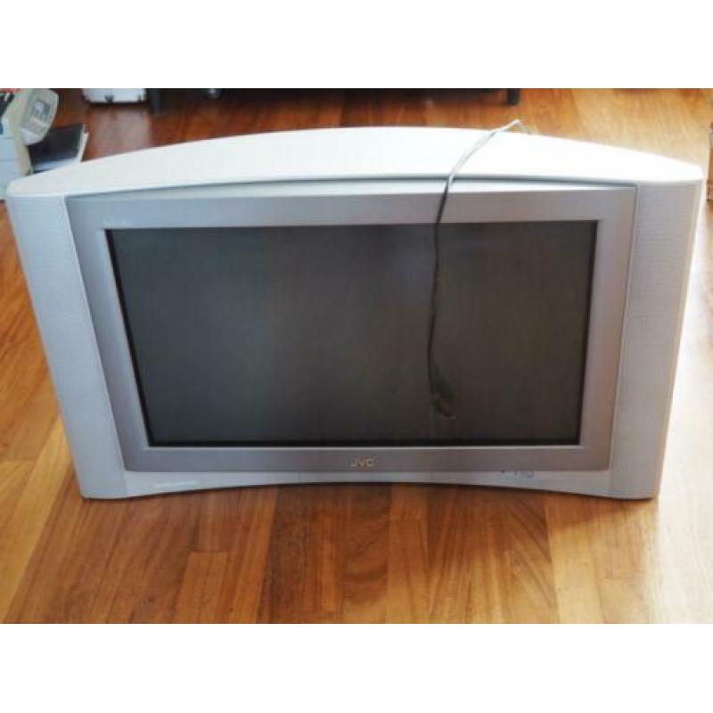 Breedbeeld tv JVC 32 inch incl. gratis afstandsbediening