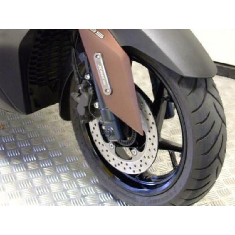 YAMAHA X MAX 300 ABS A2 35Kw Scooter 2017 X-Max 300