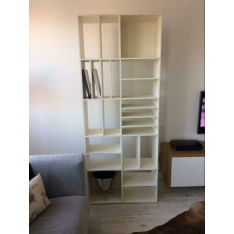 Prachtige design boekenkast van CIACCI KREATY
