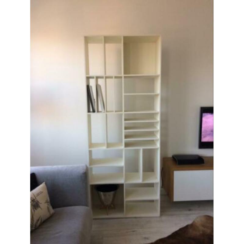 Prachtige design boekenkast van CIACCI KREATY