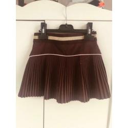 Zara sport (tennisrokje) bordeaux 8/9 jaar 130 nieuw