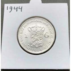 Schaarse zilveren 1 gulden 1944 Wilhelmina in UNC kwaliteit,