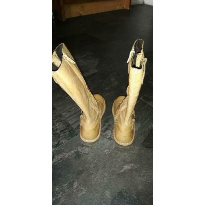 Nieuwe meisjes leren laarzen maat 31