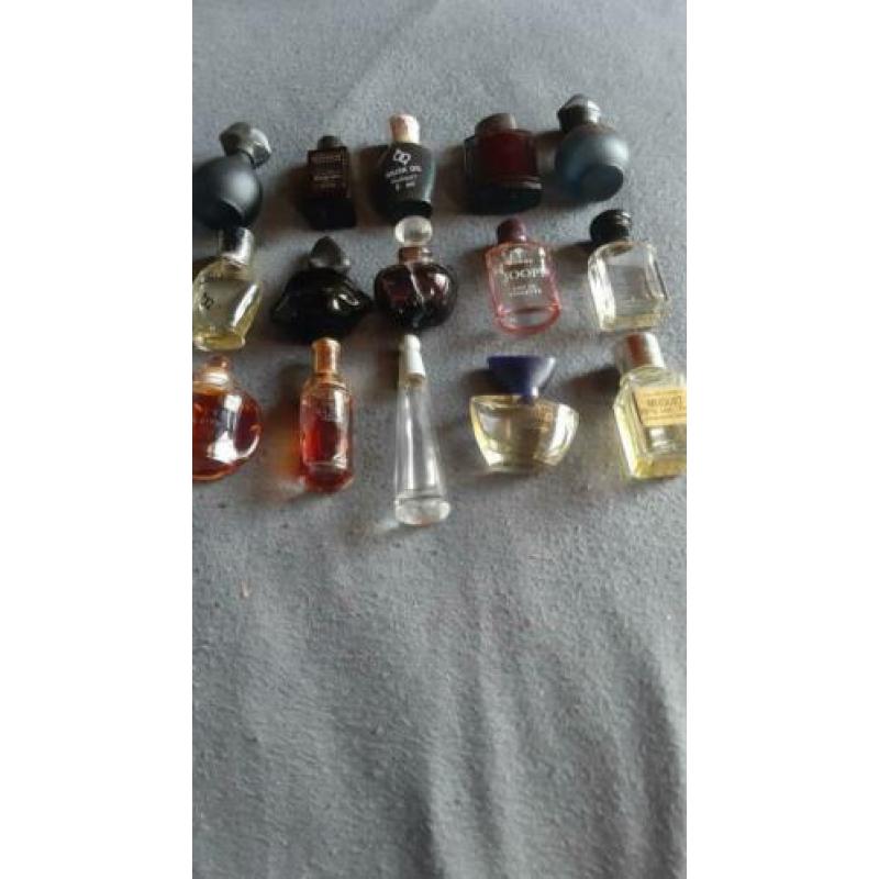 Parfum flesjes 60 stuks