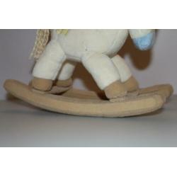 Me to you beertje op hobbelpaard geboorte baby cadeautip