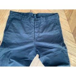 H&M zwarte chino skinny fit maat 52 ZGAN