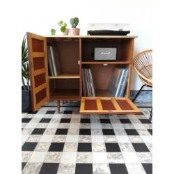 Vintage retro kast / dressoir / platenspeler meubel