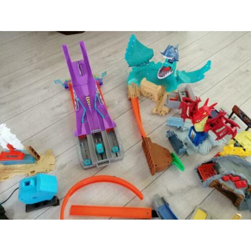 Hot wheels set