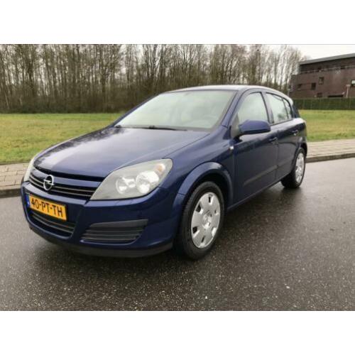 Opel Astra 1.6 16V Twinport 5D 77KW 2004 | Airco | Cruise |