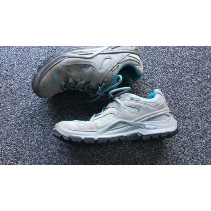 Lowa wandelschoenen maat 37,5