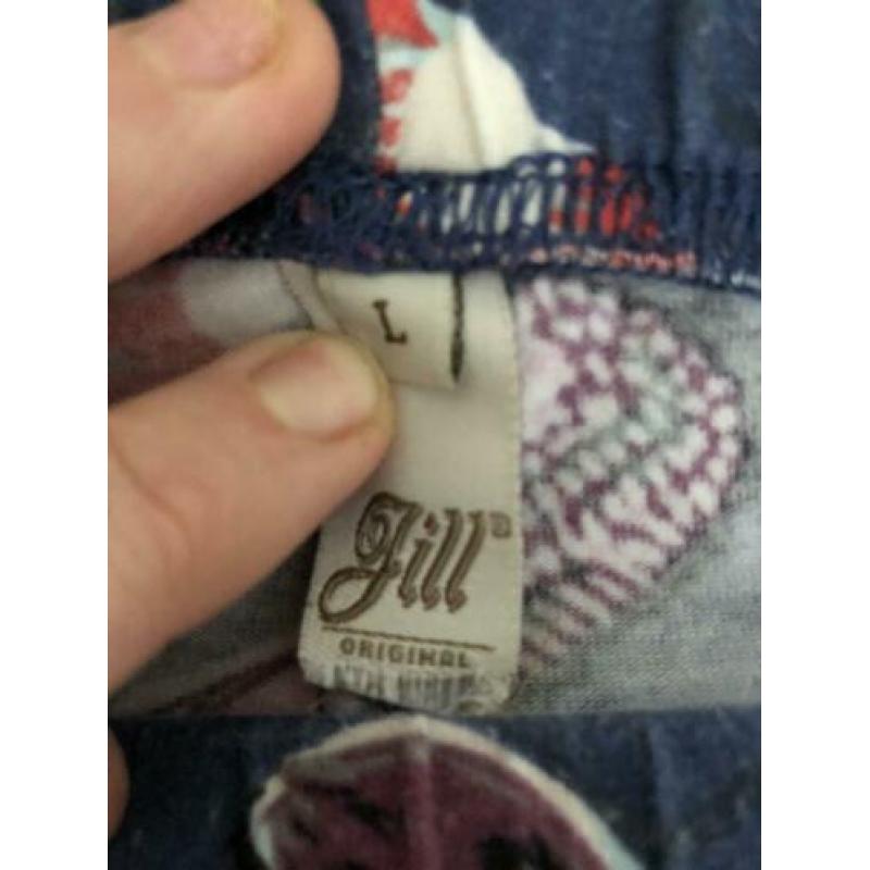Jill Legging met een leuke veren print maat S/M