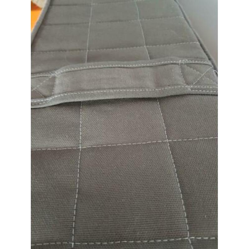 Matras Hovag; Goede vering. Bijna nieuw (was 229,-) 140x200