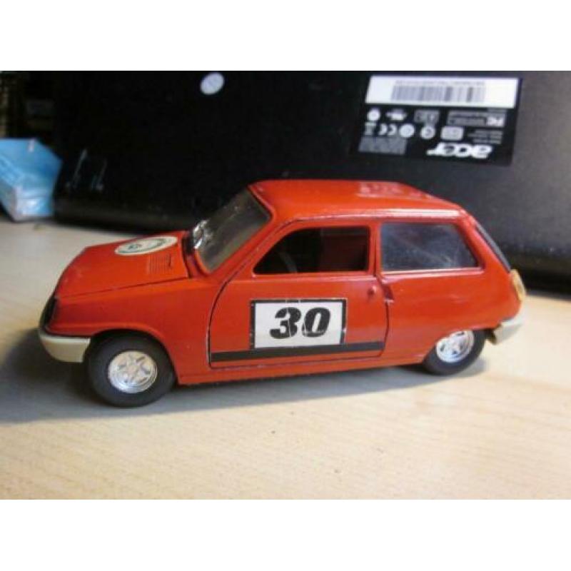 Renault 5 TL Rallye Zaragoza Narcoral schaal 1:24