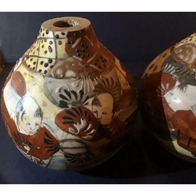 Vintage japans keramiek vaas 2 stuks bolvaas japans satsuma?