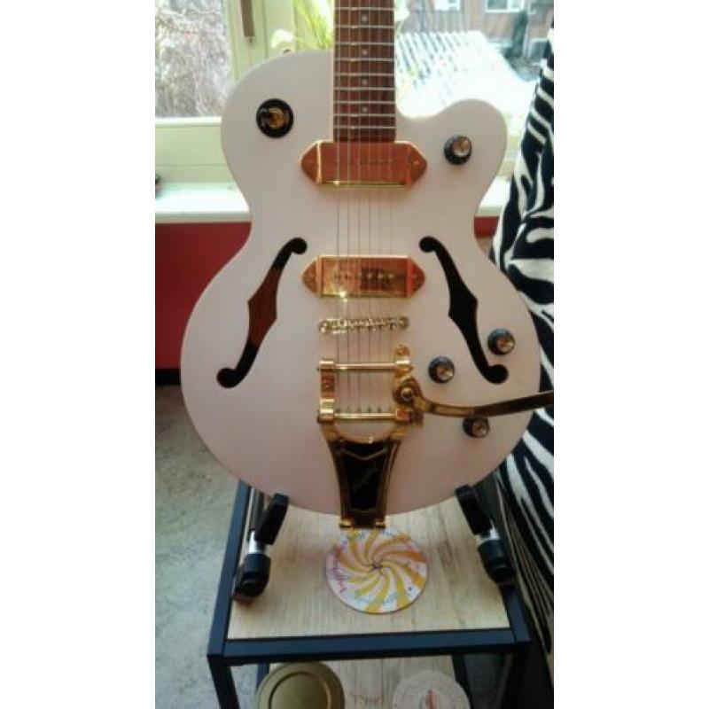 Epiphone Wildkat White royal