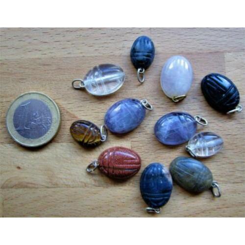 10 echte edelsteen hangertjes - scarabee