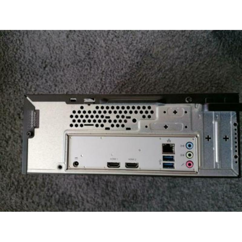 Acer Aspire xc 704 desktop computer, Intel Pentium N3700