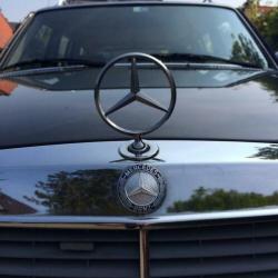 Mercedes 200-Serie 3.0 300 TD 1980 Bruin w123
