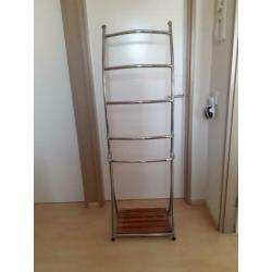 metalen handdoekenrek