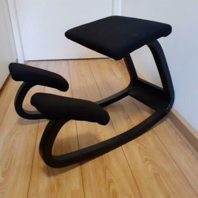 stokke ergonomische kniestoel