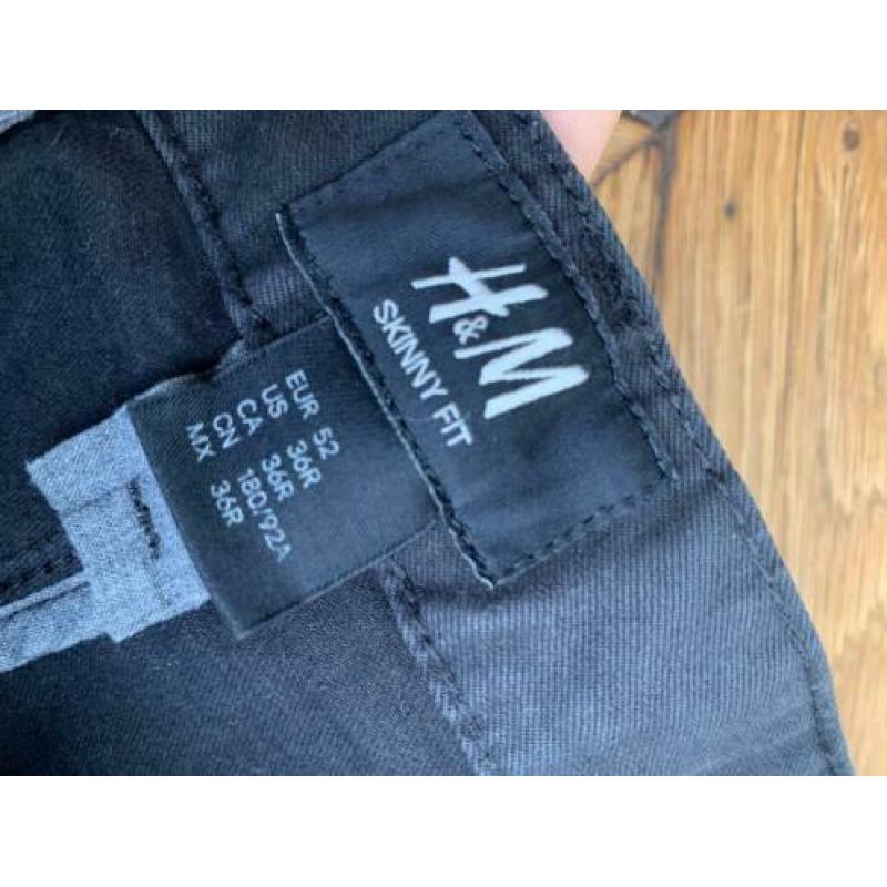 H&M zwarte chino skinny fit maat 52 ZGAN