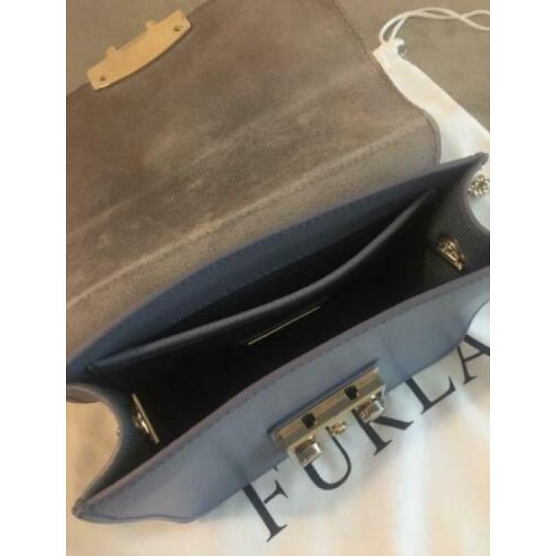 Babyblauwe Furla design tas