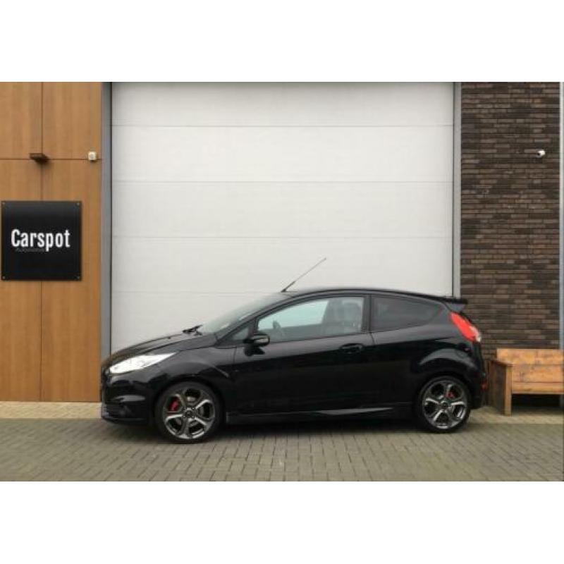 Ford Fiesta 1.6 ST 182PK Ecboost I 2017 I Recaro I Cam I Nav