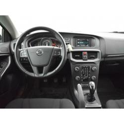 Volvo V40 Cross Country 2.0 D2 / 12-2017 / 37.801 KM