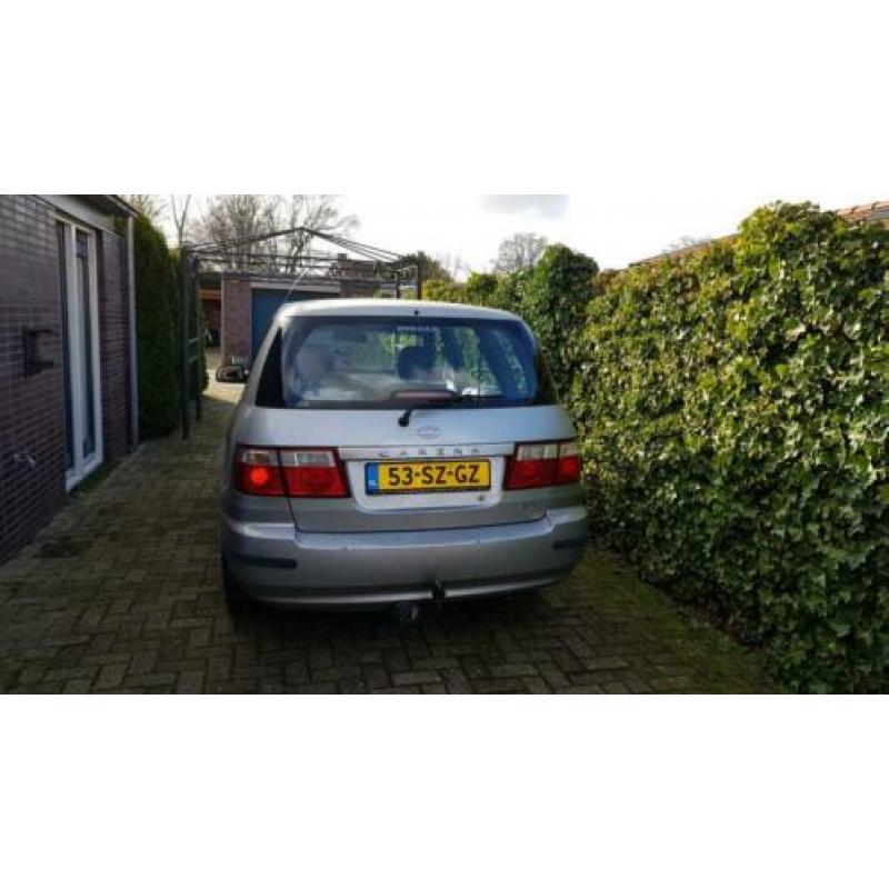 KIA Carens 2.0 Cvvt 2006 Grijs nw apk
