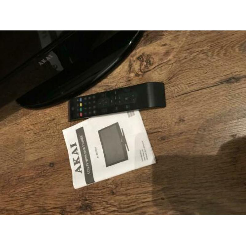 Tv akai AL2617HT + hdmi kabel