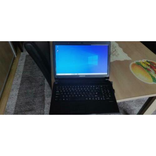Medion akoya E6227