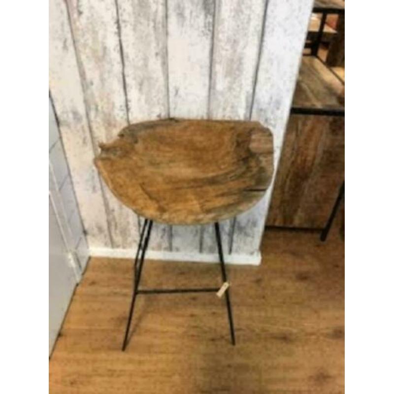 Barkruk hout uit Root Teakboom + zwart metaal, origineel !