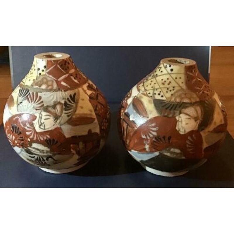 Vintage japans keramiek vaas 2 stuks bolvaas japans satsuma?