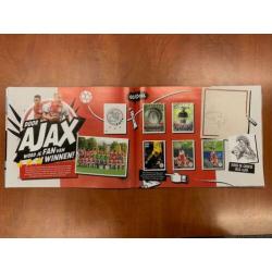 AH voetbalplaatjes album #ondersteboven #modernekunst